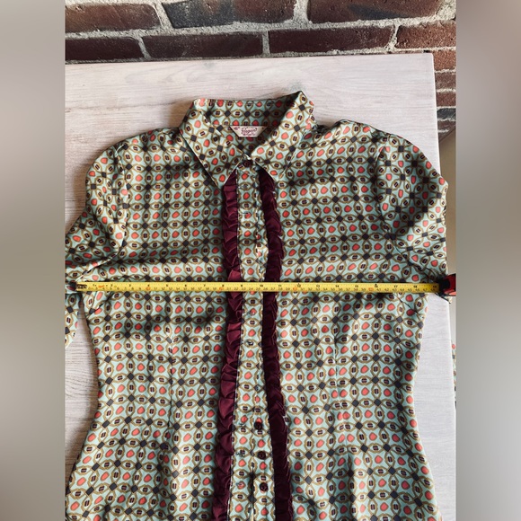 Original Penguin, silk blouse, ruffle party vibes, Sm., good condition - Picture 5 of 8